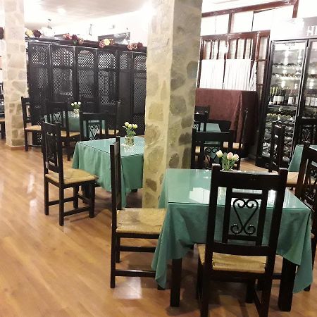 מאירנה דל אלקור Hostal Hispalis מראה חיצוני תמונה