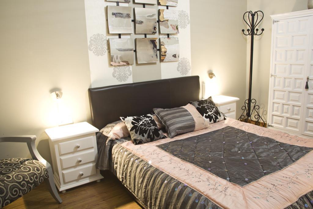 מאירנה דל אלקור Hostal Hispalis מראה חיצוני תמונה