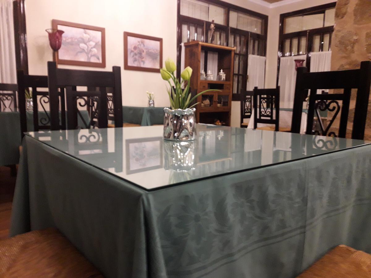מאירנה דל אלקור Hostal Hispalis מראה חיצוני תמונה
