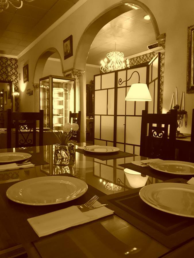 מאירנה דל אלקור Hostal Hispalis מראה חיצוני תמונה
