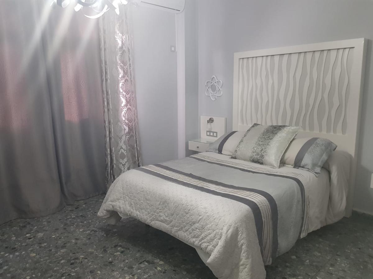 מאירנה דל אלקור Hostal Hispalis מראה חיצוני תמונה