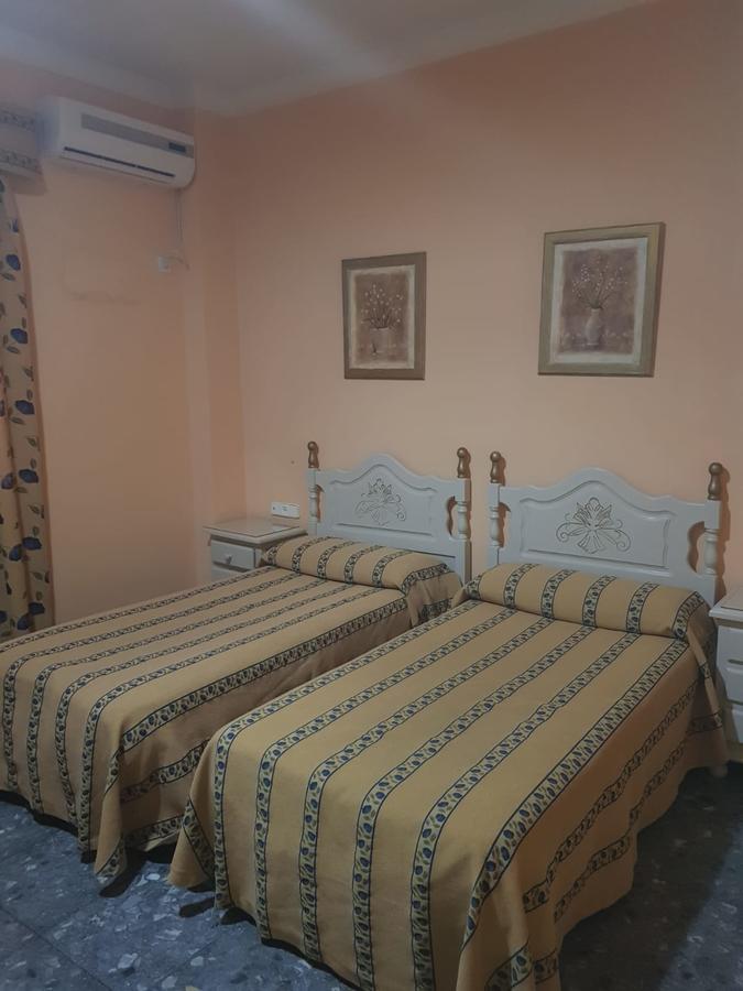 מאירנה דל אלקור Hostal Hispalis מראה חיצוני תמונה